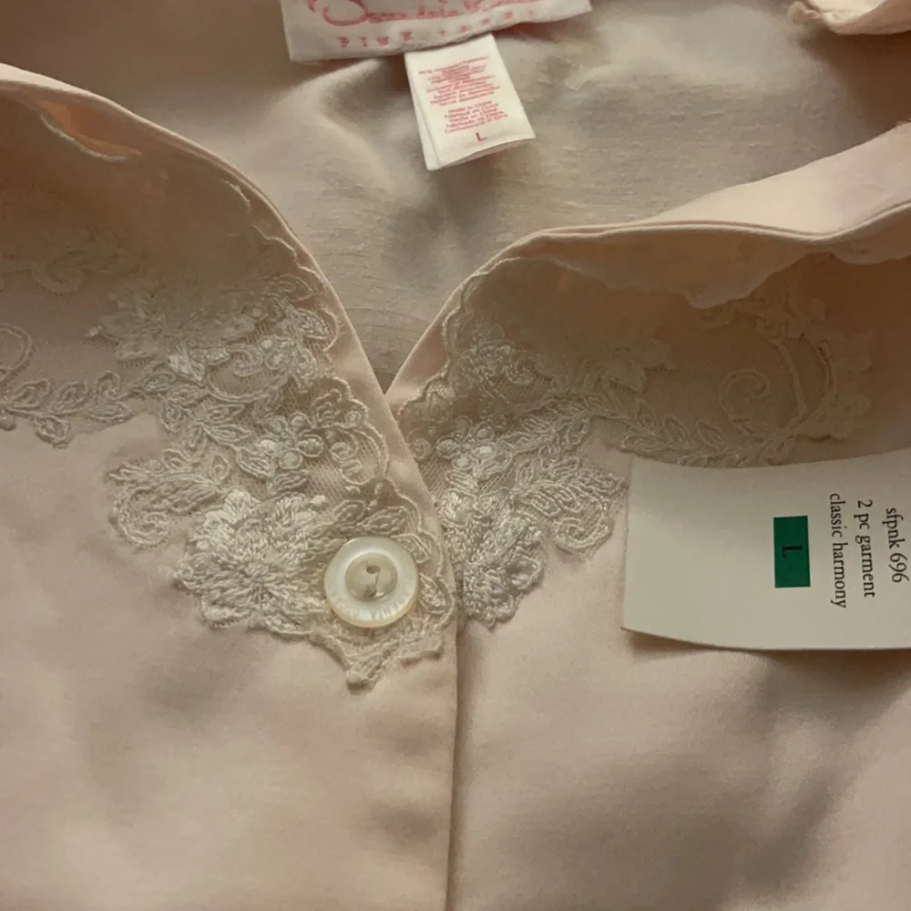 NWT Vintage Oscar de la Renta pajama top - Picture 8 of 10